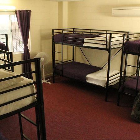 Foreign Exchange Accommodation-Beachside Τάουνσβιλ Εξωτερικό φωτογραφία