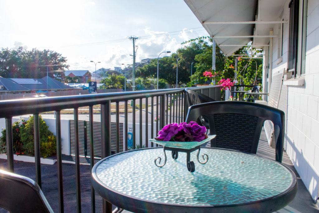 Foreign Exchange Accommodation-Beachside Τάουνσβιλ Εξωτερικό φωτογραφία