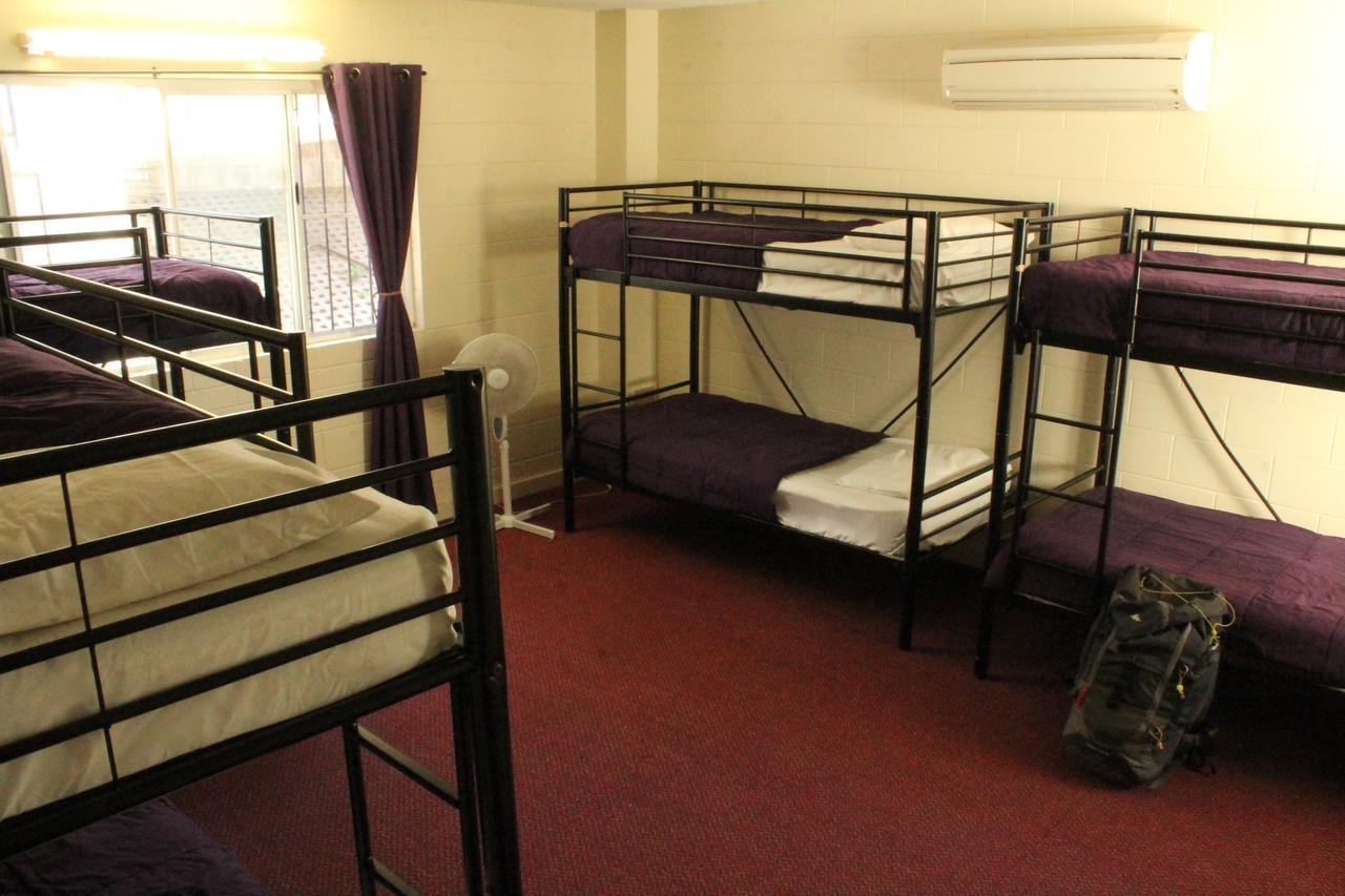 Foreign Exchange Accommodation-Beachside Τάουνσβιλ Εξωτερικό φωτογραφία